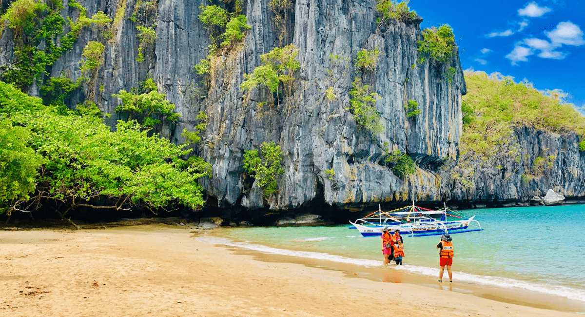 Top Island Destinations in the Philippines for Nature Exploration